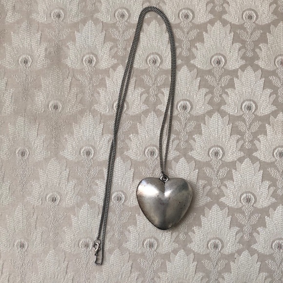 Large Heart Necklace - Picture 1 of 2